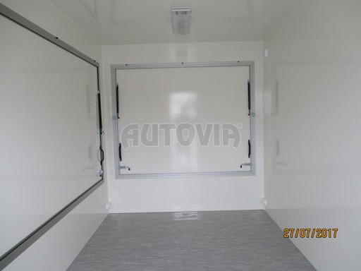 Přívěsný vozík (prodejní stánek) EW 2,5T 4,10x2,20/2,30* č.16