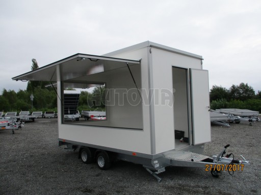 Přívěsný vozík (prodejní stánek) EW 2,5T 4,10x2,20/2,30* č.24
