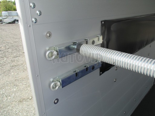 Přepravník na koně Lodestar AL Sedlovna 2,6T č.13