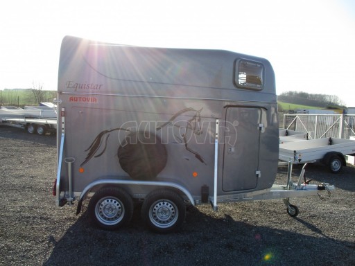 Přepravník pro koně Lodestar Premium 2,0T pro 2 koně č.7