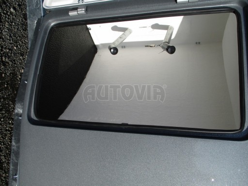 Přepravník pro koně Lodestar Premium 2,0T pro 2 koně č.10