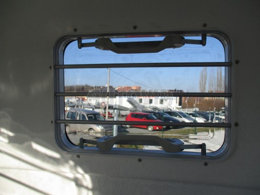 Přepravník pro koně Lodestar Premium 2,0T pro 2 koně č.19