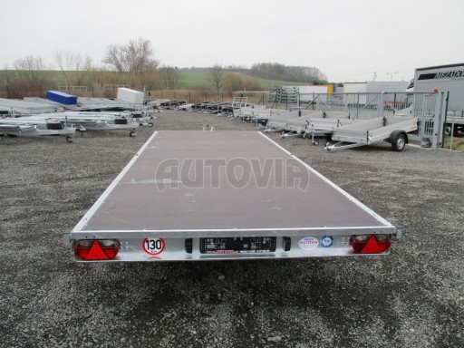 Třínápravový nákladní přívěs DN 3,5T B3 5,75x2,20plato 1350