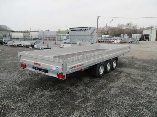Třínápravový nákladní přívěs DN 3,5T B3 5,75x2,20/0,35 1350
