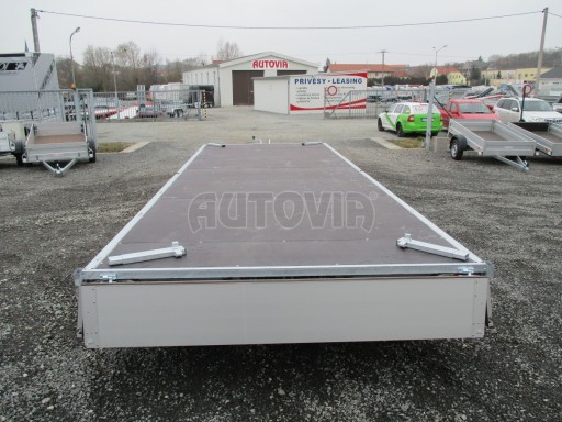 Třínápravový nákladní přívěs DN 3,5T B3 5,75x2,20/0,35 1350