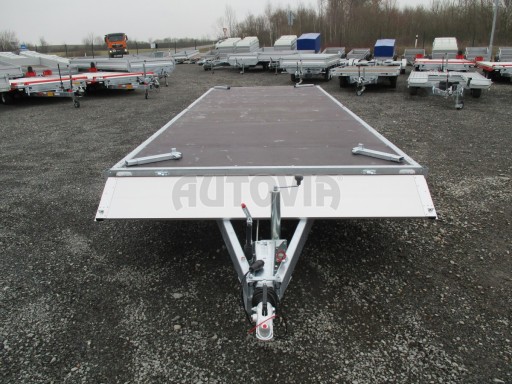 Třínápravový nákladní přívěs DN 3,5T B3 5,75x2,20/0,35 1350