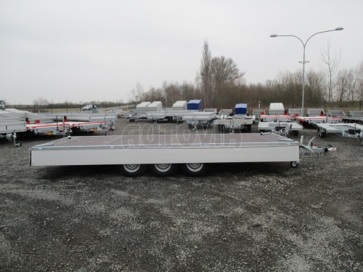 Třínápravový nákladní přívěs DN 3,5T B3 5,75x2,20/0,35 1350