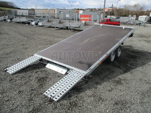 JMB 2,7T 4,30x2,10 hydraulicky sklopné plato