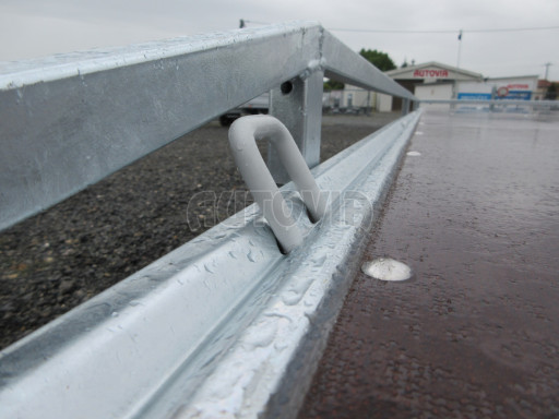 Nízkoložný hydraulicky sklopný přívěs  AD 3,5T B3 6,13x2,09 plato