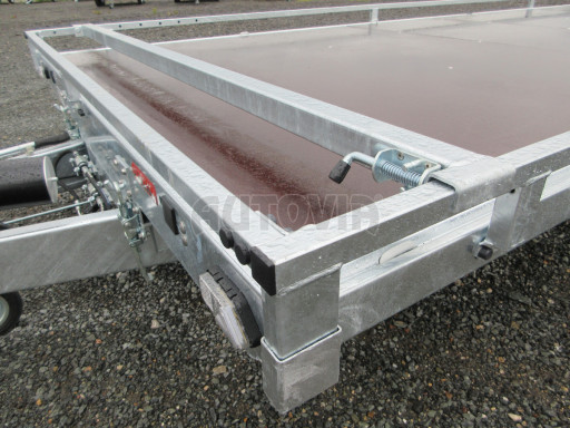 Nízkoložný hydraulicky sklopný přívěs  AD 3,5T B3 6,13x2,09 plato
