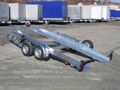 Dvouosý brzděný přívěs k přepravě automobilů PT 2,7T