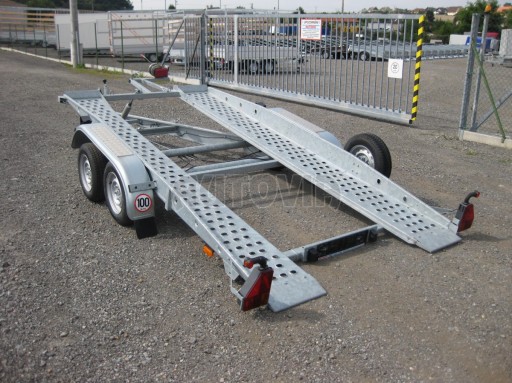 Dvouosý brzděný přívěs k přepravě automobilů PT 2,7T