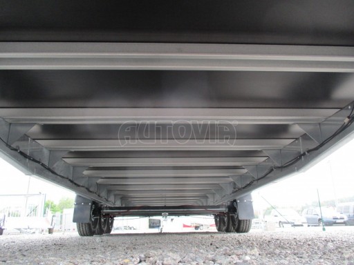 Třínápravové plato DN 3,5T B3 9,83x2,47 plato