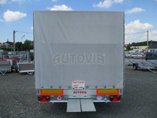 Sklopný přívěs AD 2,7T 4,50x2,09/2,00 s plachtou