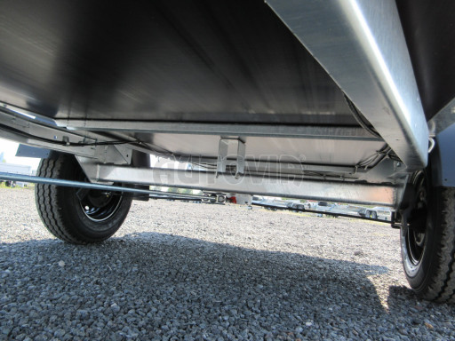 Skříňový přívěs - dvoukřídlé dveře ZV 26 B1 O 2,50x1,25/1,40