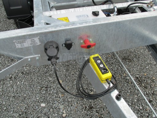 Třístranný sklápěč VER 3SKS 3,5T 3,05x1,76/0,30 v elektrice č.11