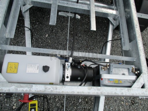 Třístranný sklápěč VER 3SKS 3,5T 3,05x1,76/0,30 v elektrice č.12