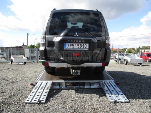 JMB 2,7T 4,30x2,10 hydraulicky sklopné plato