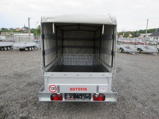 Přívěs za osobní auto s plachtou PN 26 750kg 2,65x1,24/1,38