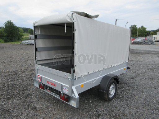 Přívěs za osobní auto s plachtou PN 26 750kg 2,65x1,24/1,38