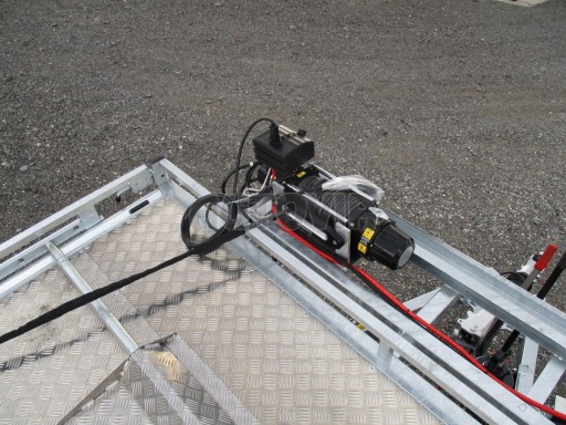 Přepravník dodávek a mechanizace JMB 3,5T B3 6,80x2,10 PLATO* č.6