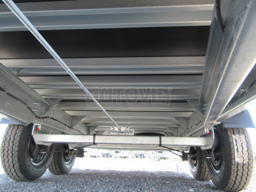 Dvouosý brzděný přívěs DN 3,5T B2 4,17x2,10/1,80