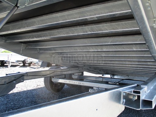 Přívěs pro převoz UNC a bagrů AD 3,5T 5,17x2,47/0,35 čelo