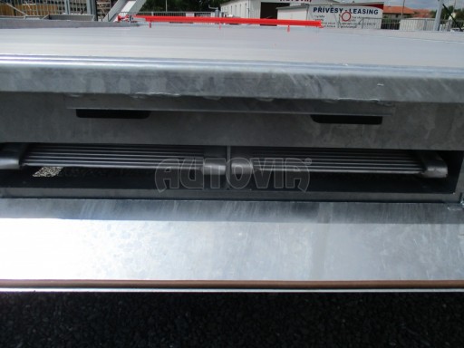 Hliníkový přepravník vozidel AD 2,7T 4,43x2,09 Red č.26