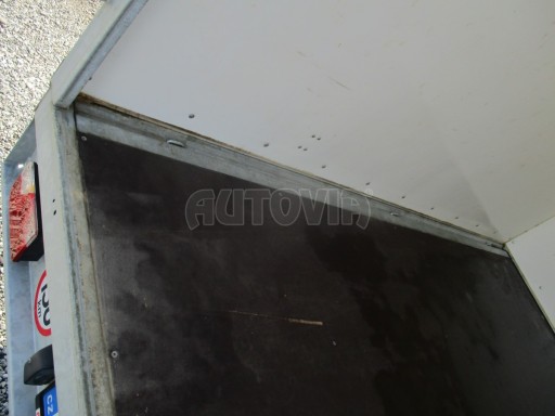 Bazarová prachotěsná skříň VER 2,7T 3,07x1,73/1,83 č.6