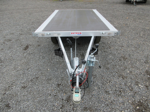 Dvouosý přívěs v provedení plato ZV 22 2,7T B2 2,55x1,50 13