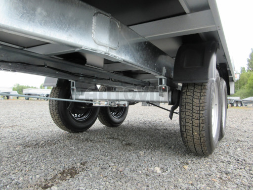 Dvouosý přívěs v provedení plato ZV 22 2,7T B2 2,55x1,50 13