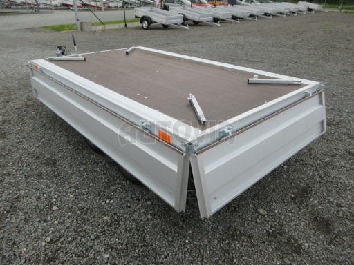 Přívěs za osobní auto ZV 22 2,7T B2 2,55x1,50/0,35 AME