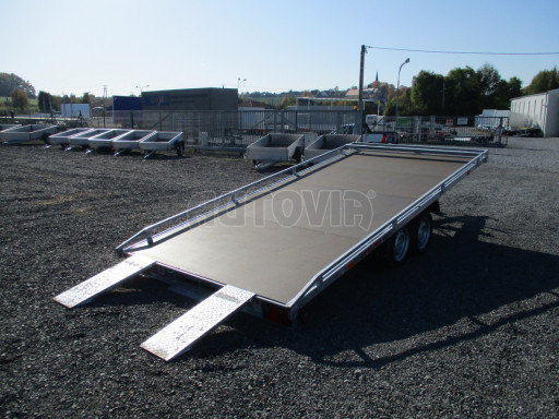 Přívěs pro převoz aut sklopný - AD 2,7T 4,50x2,09 plato