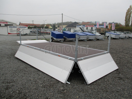 Dvounápravový přívěs s nástavbou bočnic ZV 41 2,7T B2 4,17x2,01/0,70