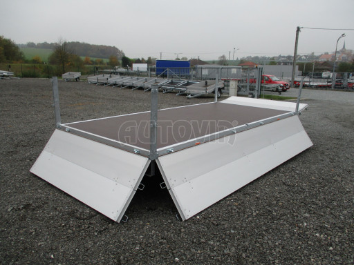 Dvounápravový přívěs s nástavbou bočnic ZV 41 2,7T B2 4,17x2,01/0,70