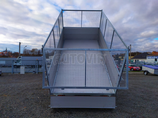 Univerzální skladový třístranný sklápěč  PHT 3,5T 4,18x2,10/1,70 GITTER, nástavba