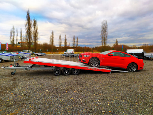 Plato pro převoz velkých vozidel JMB 3,5T B3 5,50x2,09 ALU kola č.81