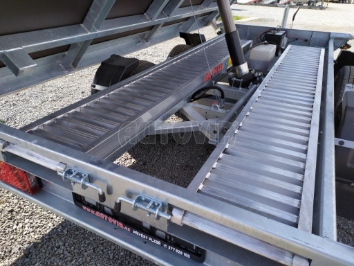 Třístranný sklápěč ATS 3SKS 2,7T 3,32x1,70/0,35 ECO v elektrice