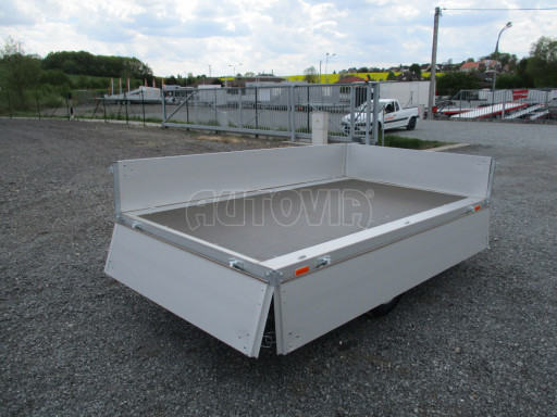 Nebrzděný přívěs s koly pod ložnou plochou ZV 22 750kg N1 2,55x1,55/0,35** č.12