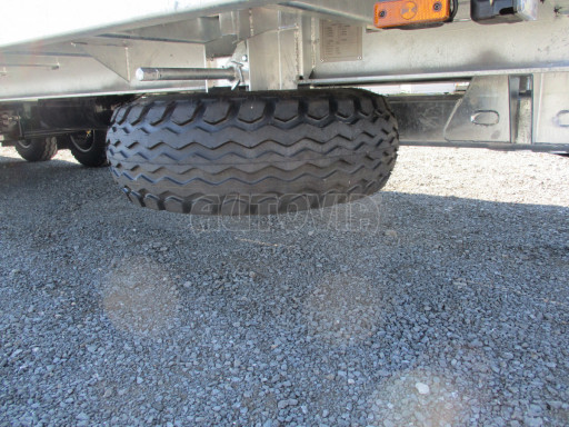 *TRAKTOROVÝ vzduchem brzděné plato AGV 12T 7,80x2,35* č.14