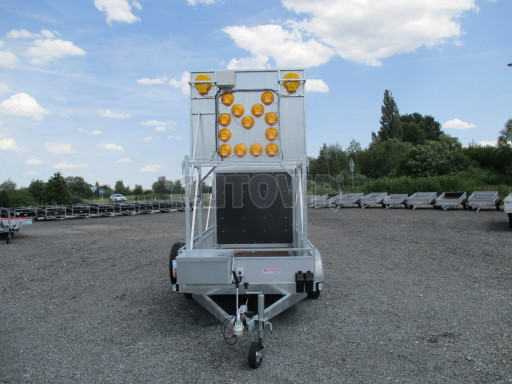 Signalizační přívěs ZV 31 2,7T B2 3,01x1,54/0,30