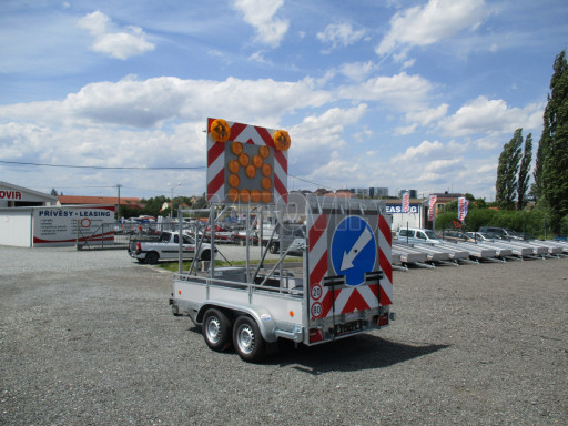 Signalizační přívěs ZV 31 2,7T B2 3,01x1,54/0,30