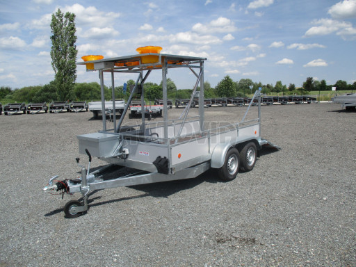 Signalizační přívěs ZV 31 2,7T B2 3,01x1,54/0,30