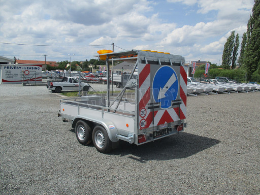Signalizační přívěs ZV 31 2,7T B2 3,01x1,54/0,30