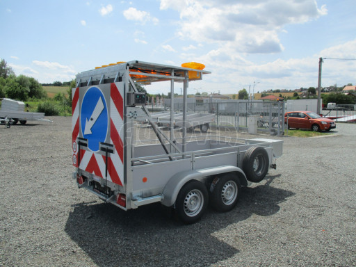 Signalizační přívěs ZV 31 2,7T B2 3,01x1,54/0,30