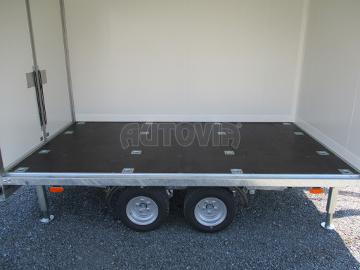 Skříňový izolovaný přívěs VA 2,7T 3,09x 1,74/1,90 IZO* č.36