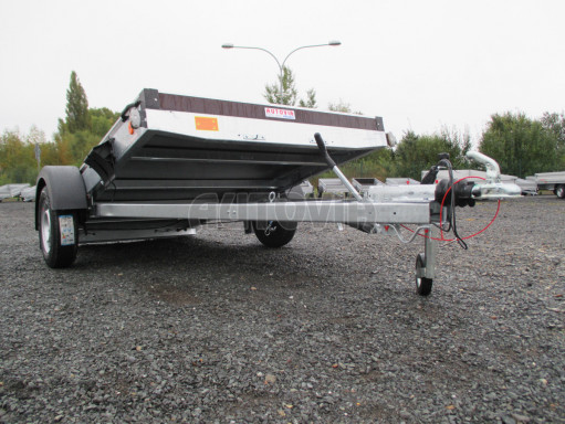 Brzděné naklápěcí plato SP 31 1,3T B1 3,01x1,54