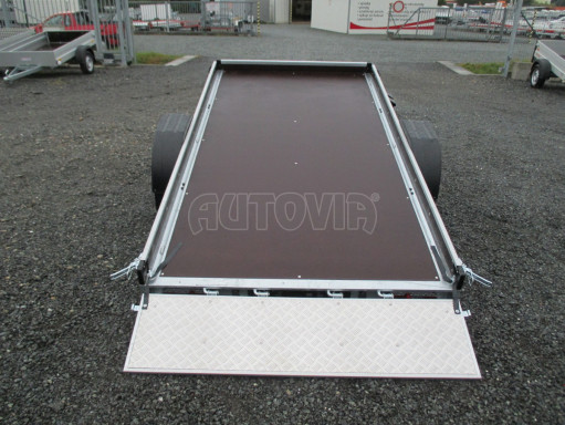 Brzděné naklápěcí plato SP 31 1,3T B1 3,01x1,54