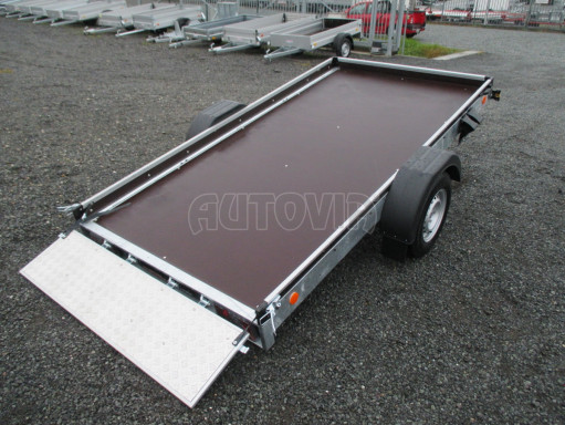 Brzděné naklápěcí plato SP 31 1,3T B1 3,01x1,54