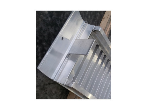 Nájezd hliníkový 2000 mm (1750kg na pár) č.1